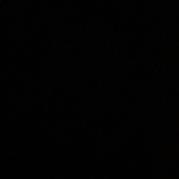 Meet your Posher, April - Picture 1 of 1